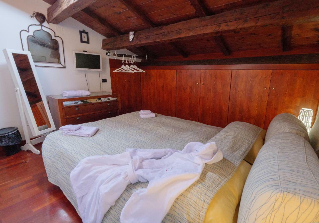 A Casa Di Nina Lägenhet Senigallia Exteriör bild